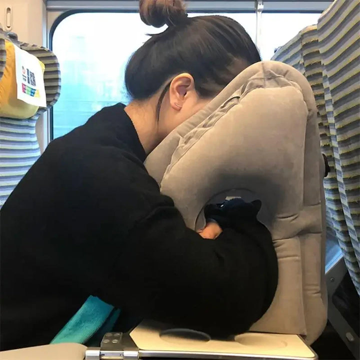 Travesseiro inflável para viagem